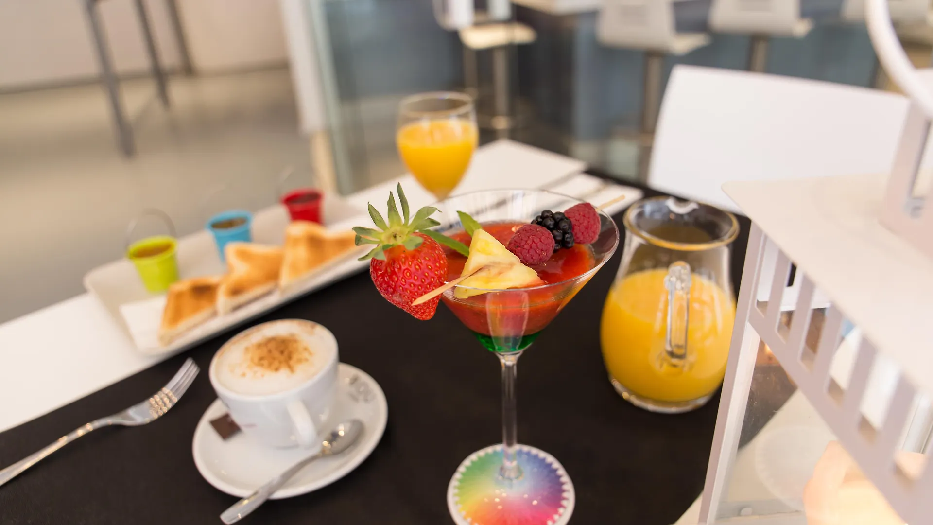 Hotel Chic&Basic Reding Barcelona 3*,