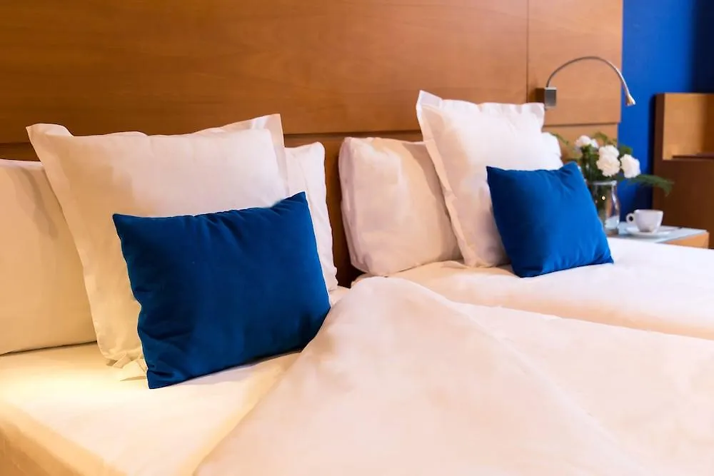 Hotel Chic&Basic Reding Barcelona 3*,