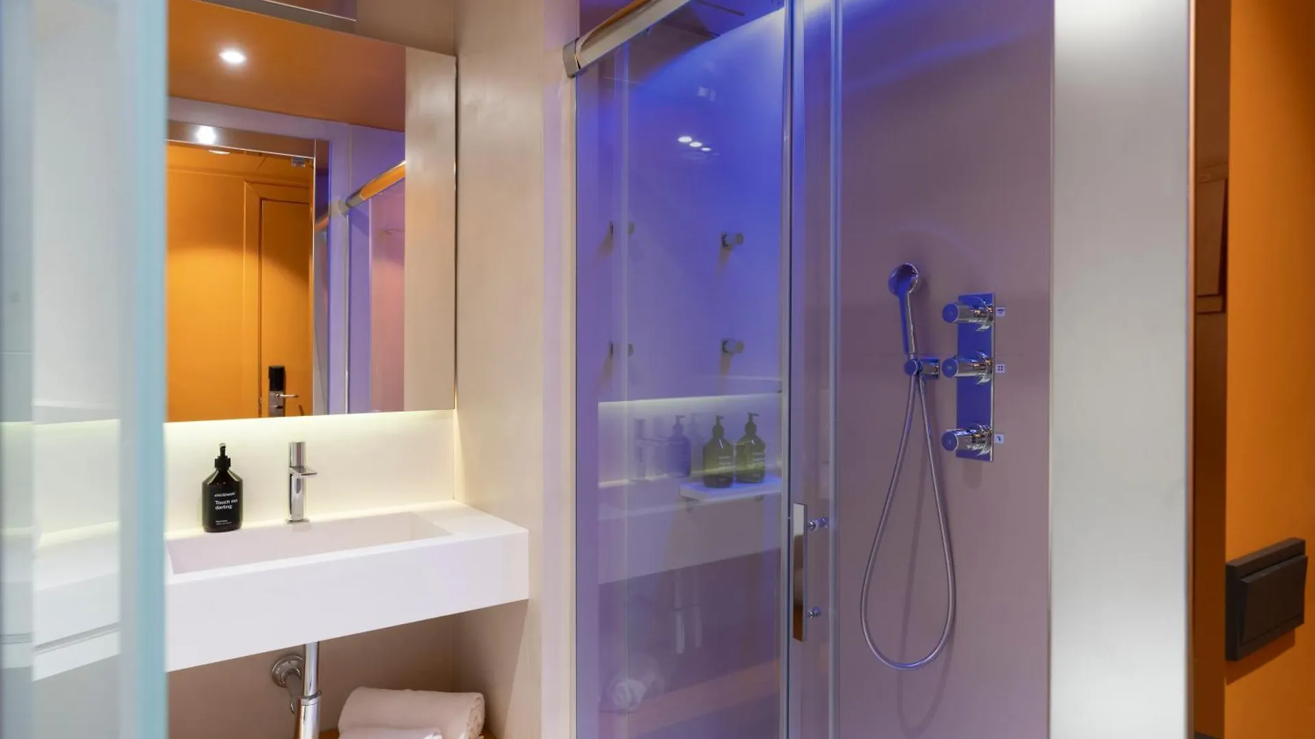 Chic&Basic Reding Hotel Barcelona